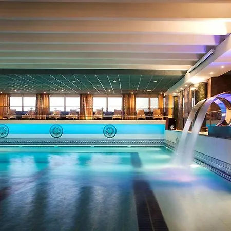 Beach Hotel Noordwijk Hotel