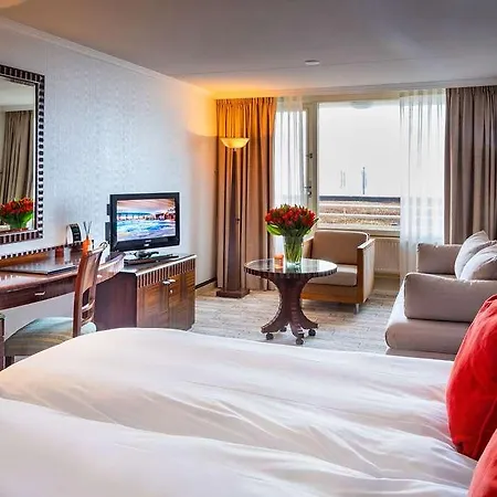 Beach Hotel Noordwijk 4*