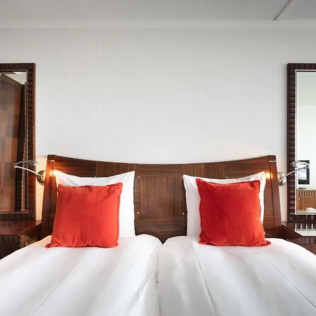 Hotel Beach Hotel Noordwijk 4*